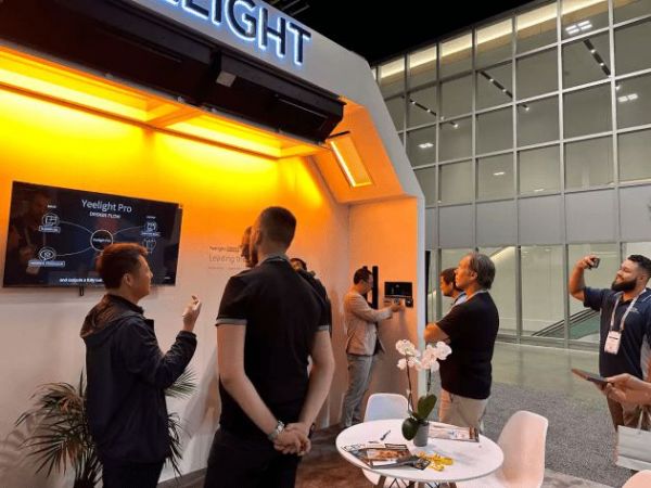 yeelight 易来参加cedia 2023展会，展示智能家居照明亚博im的解决方案